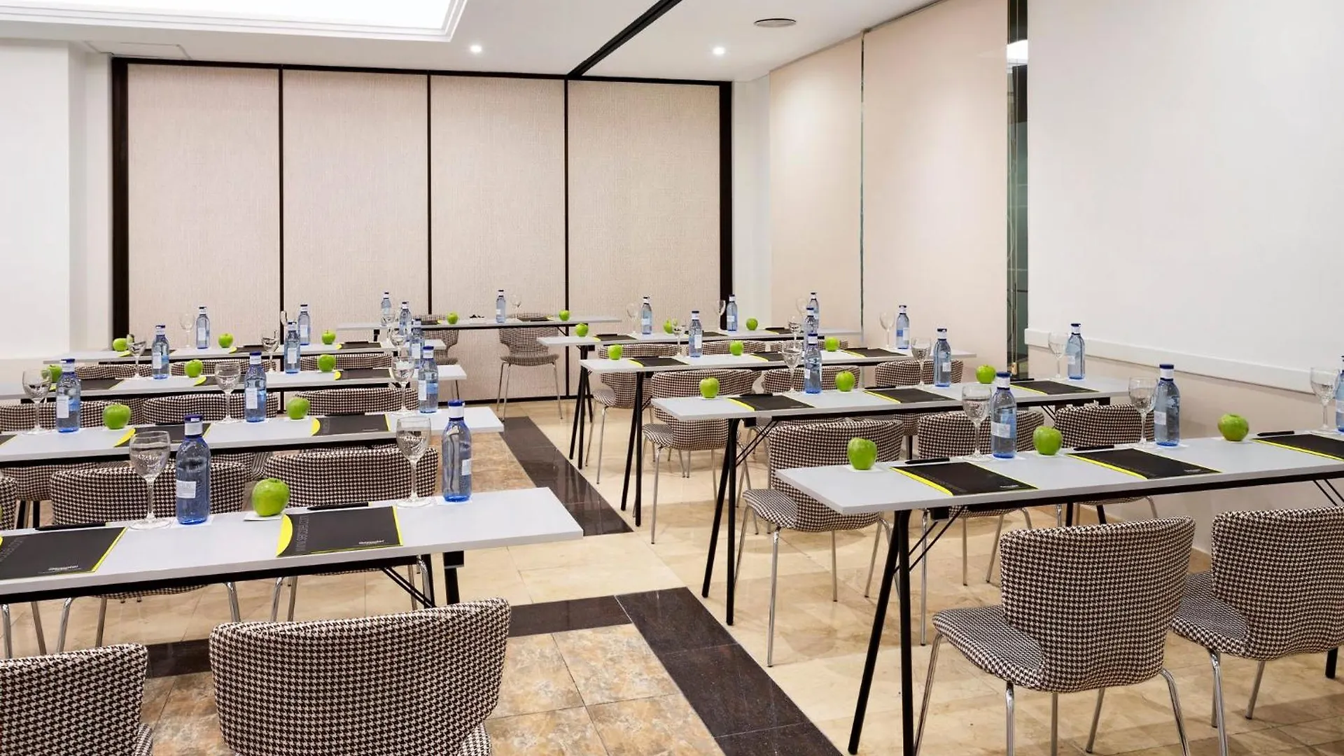 Sercotel Hotel Europa Сан-Себастьян