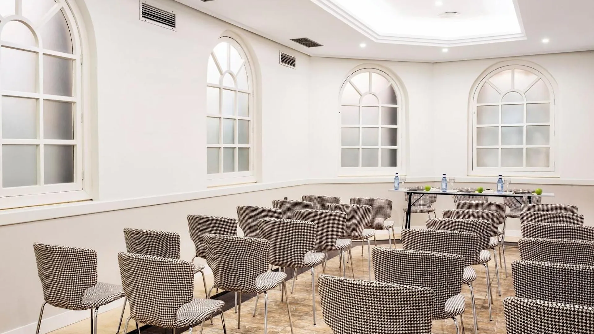 Sercotel Hotel Europa Сан-Себастьян
